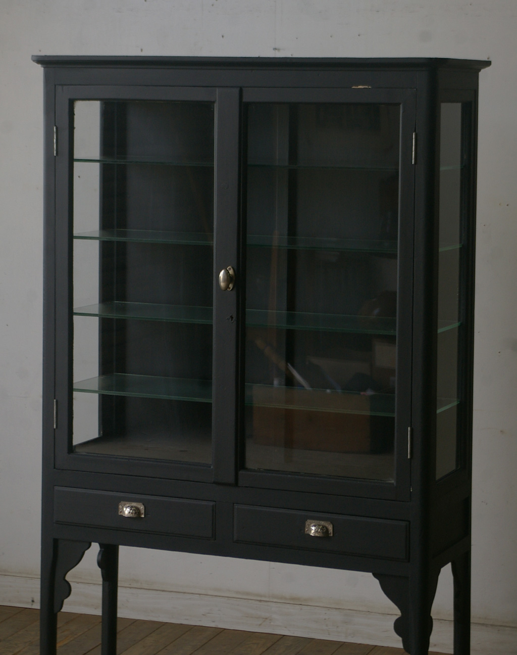 古い3面ガラスケビント】アンティーク店舗ギャラリー什器ガラスショー